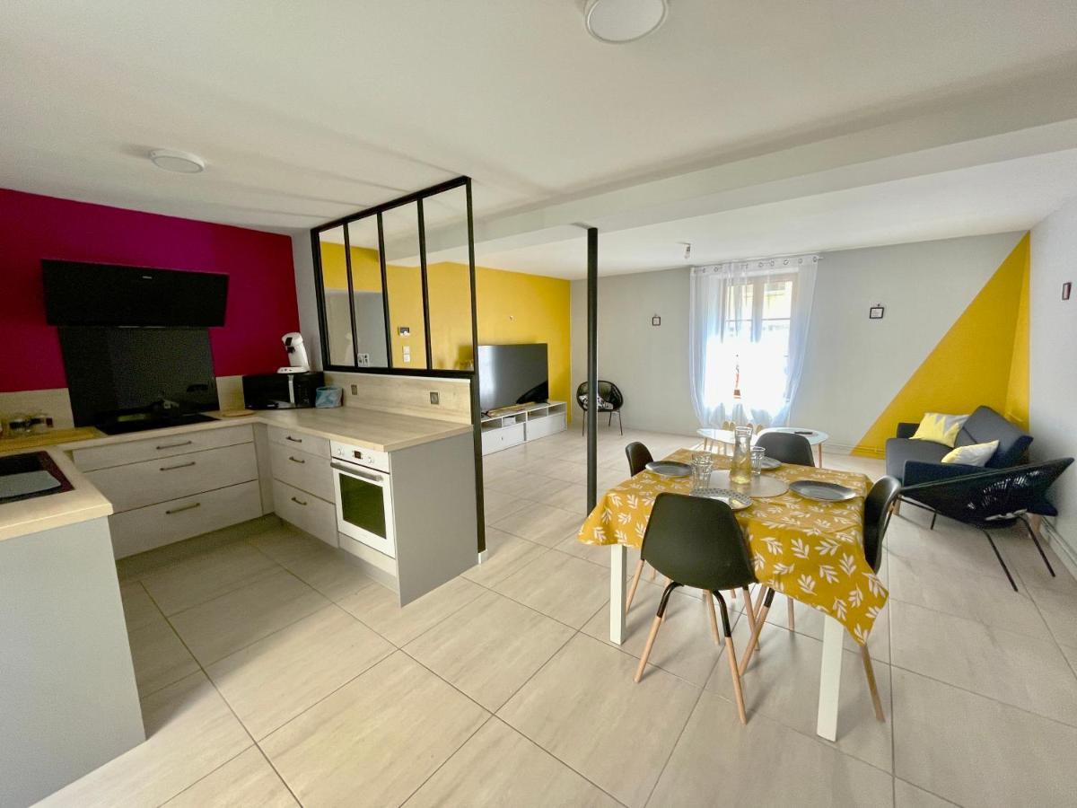 Le Petit Jardinet De Tarare Apartment Exterior photo